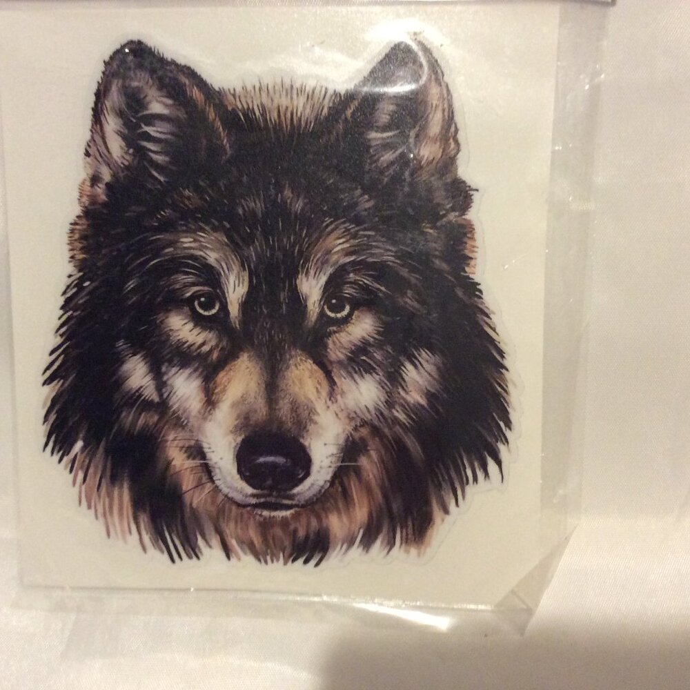 Wolf Head Vinyl Sticker Car Truck Boat Weather Resistant New L-5 inch W-5 inches - Picture 2 of 4